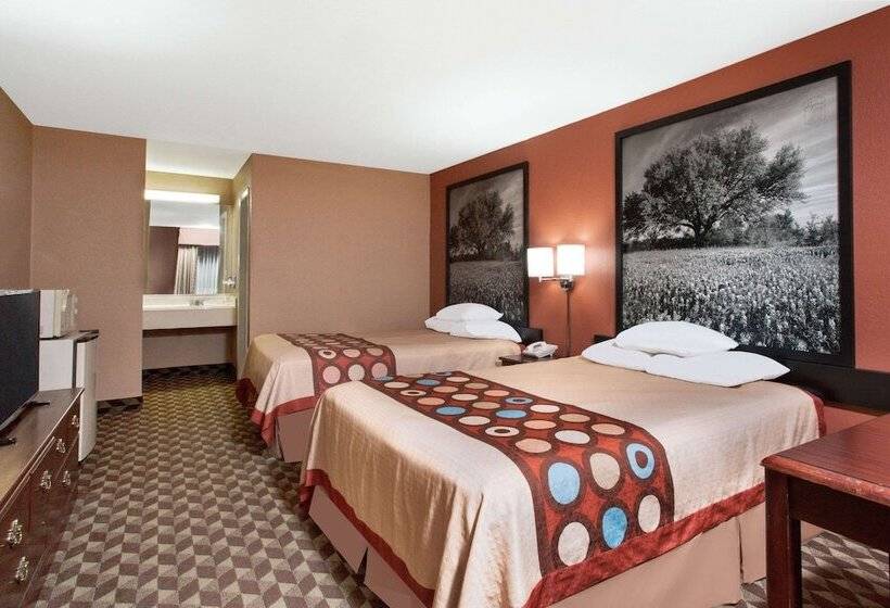 חדר סטנדרט שתי מיטות זוגיות, Super 8 By Wyndham Bastrop Tx