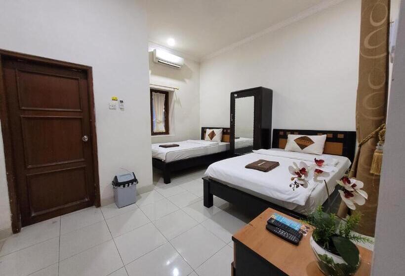 اتاق لوکس, Ndalem Katong Guest House Ponorogo