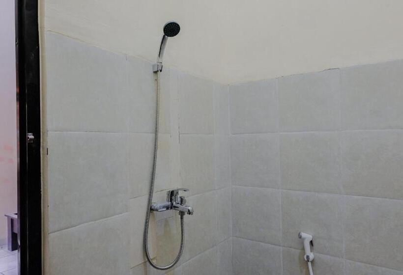 اتاق استاندارد, Ndalem Katong Guest House Ponorogo