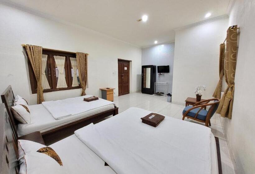 سوییت خانوادگی, Ndalem Katong Guest House Ponorogo