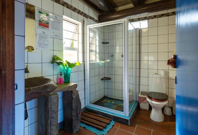 Дом 1 Спальня, Coffee Shack Adventure Backpackers & Self Catering