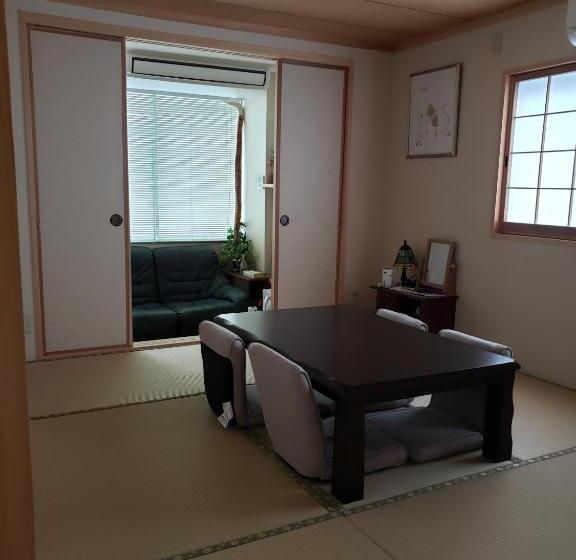 اتاق استاندارد چهار تخته, Gardenroom Bnb Yumyum