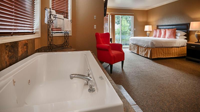 Люкс Кровать Кинг, Best Western Wesley Inn & Suites