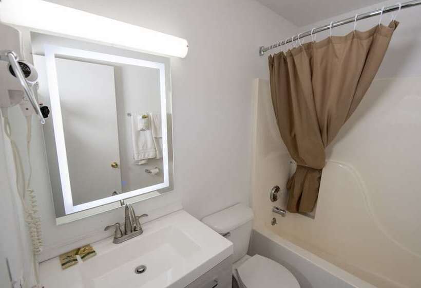 Стандартный Номер Кровать Кинг, Tower 64 Motel & Rv