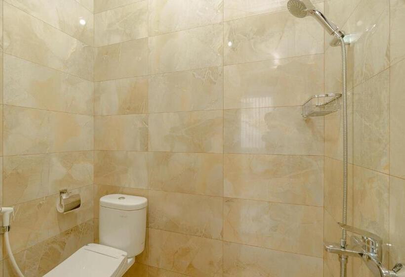 Номер Deluxe, Reddoorz Near Taman Makam Pahlawan Cikutra