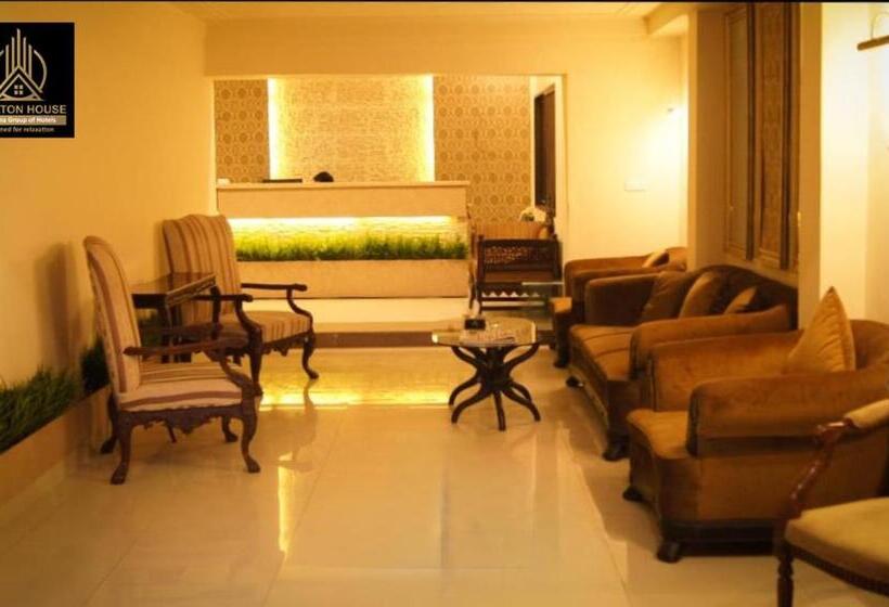 اتاق استاندارد, Shelton Guest House