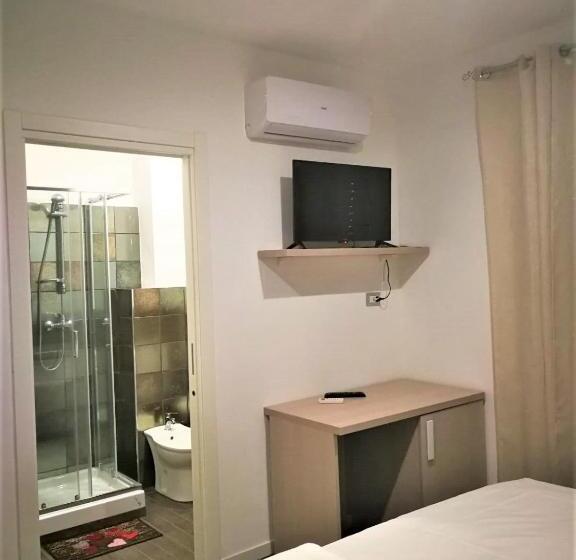 اتاق استاندارد چهار تخته, Borgo Marinaro