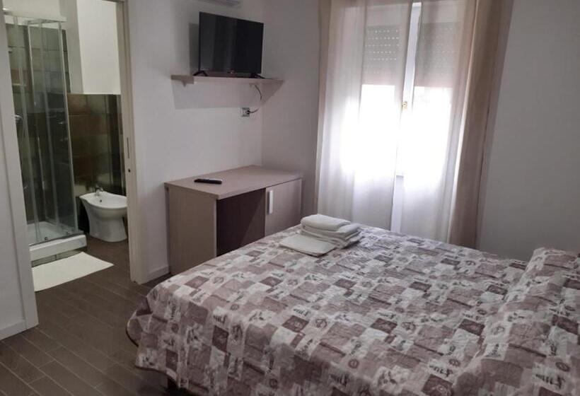 اتاق استاندارد چهار تخته, Borgo Marinaro
