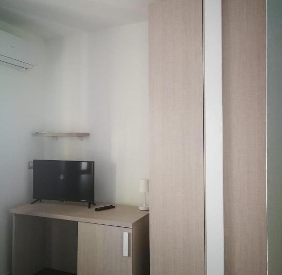 اتاق لوکس با چشم‌انداز دریا, Borgo Marinaro