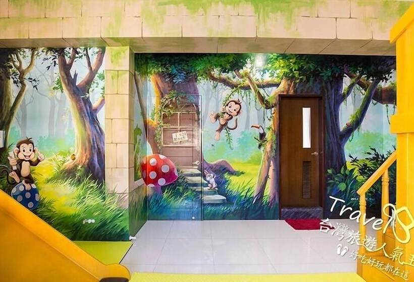 اتاق خانوادگی, J.s 23 Kids Homestay