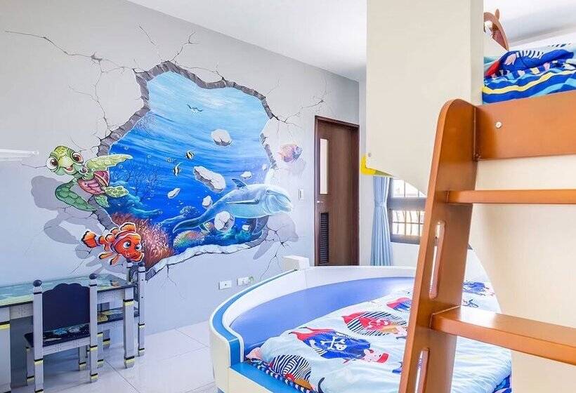 اتاق استاندارد سه تخته با بالکن, J.s 23 Kids Homestay