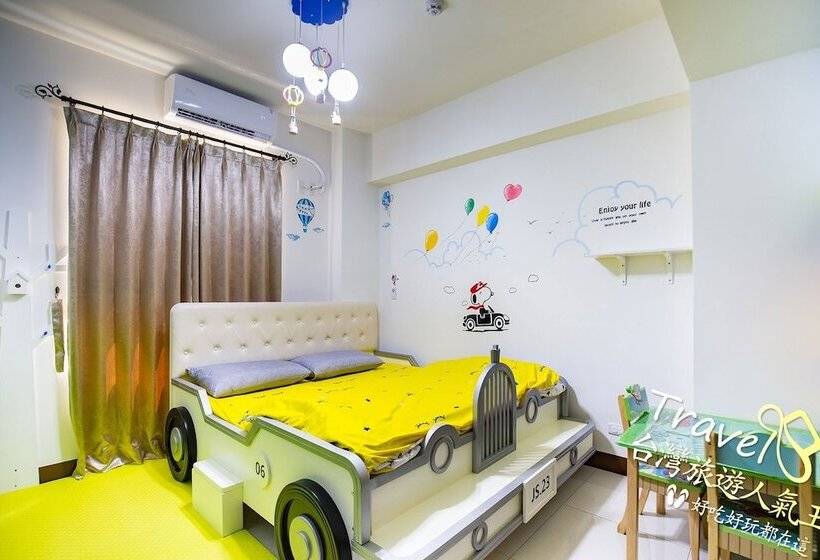 اتاق استاندارد, J.s 23 Kids Homestay