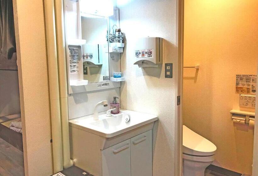 חדר משפחתי, Clover House Sapporo