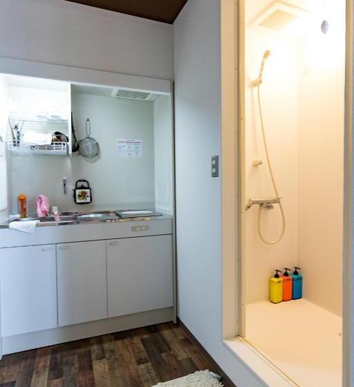 חדר משפחתי, Clover House Sapporo