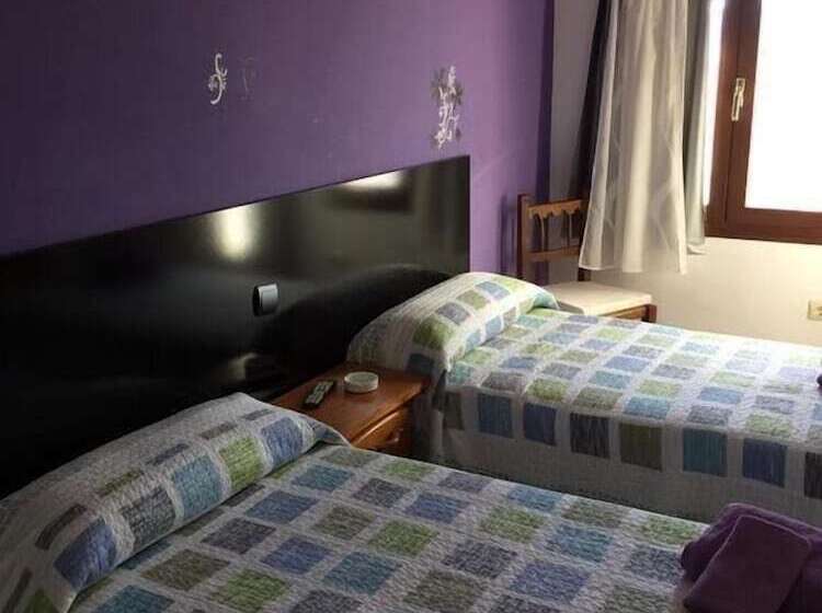 Номер Стандарт Индивидуальный, Hostal Catedritos Ibéricos A 5 Km 154 A 5 Km De Oropesa A 1 Km De Herreruela De Oropesa