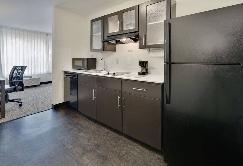 سوییت, Candlewood Suites Dallas Market Center Love Field, An Ihg