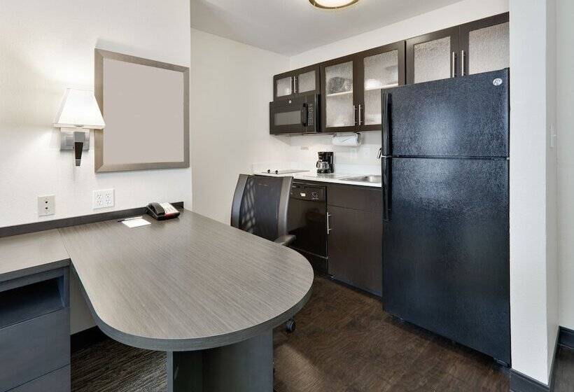 سوییت, Candlewood Suites Dallas Market Center Love Field, An Ihg