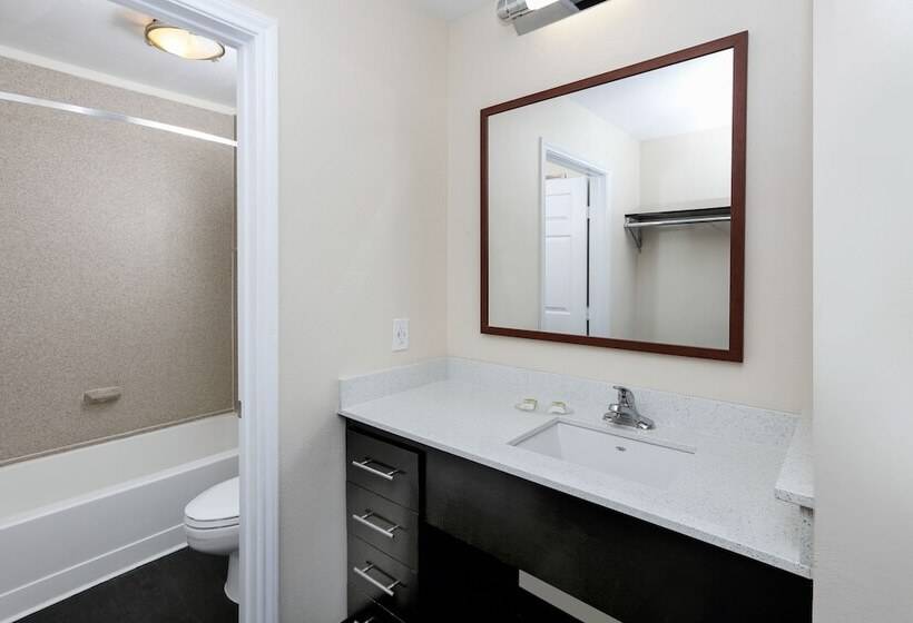 سوئیت 2 خوابه, Candlewood Suites Dallas Market Center Love Field, An Ihg