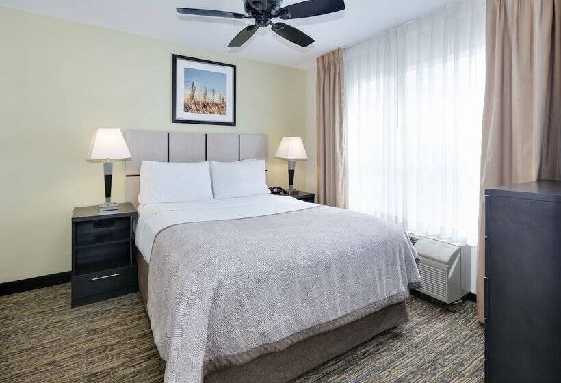سوییت, Candlewood Suites Dallas Market Center Love Field, An Ihg