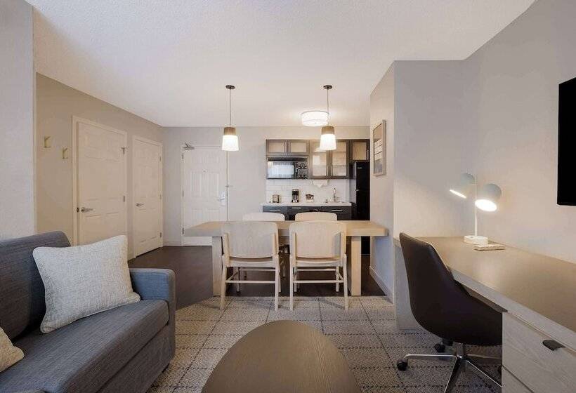 Люкс Адаптированный для Инвалидов, Sonesta Simply Suites Irvine East Foothill