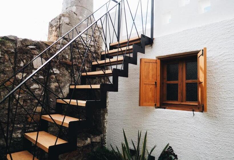 اتاق دوبلکس, Bono Hotel Old Town