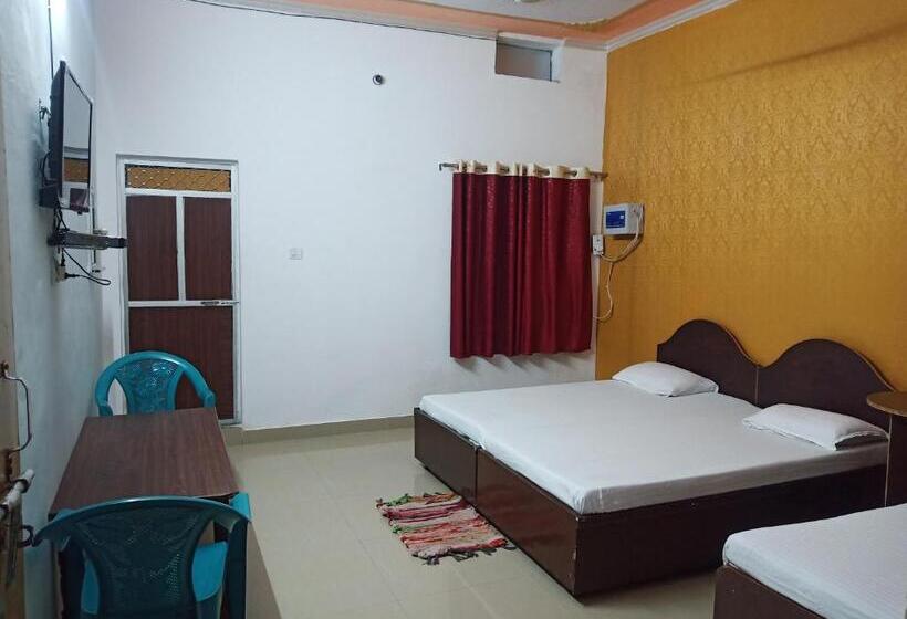 Трехместный Номер Комфорт, Vindhyvasini Guest House