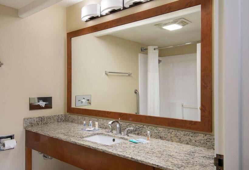 Люкс, Comfort Inn