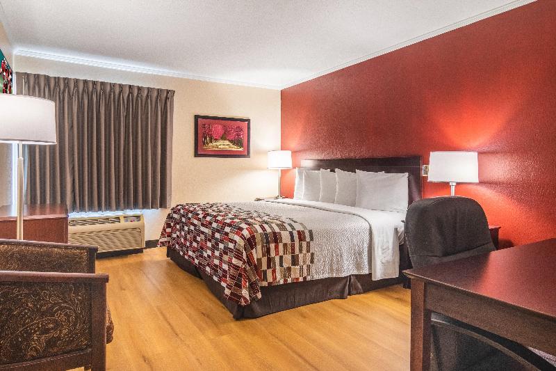 Номер Superior Кровать Кинг, Red Roof Inn Ashtabula  Austinburg