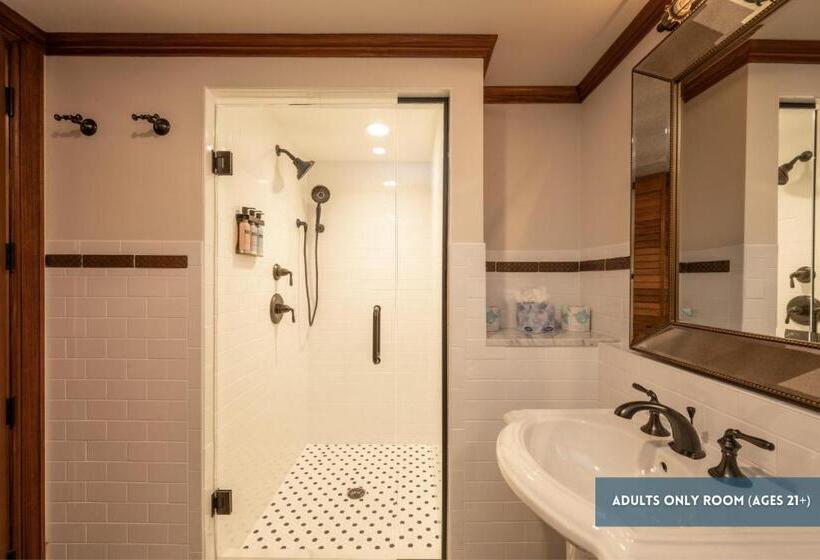 استودیوی استاندارد با چشم‌انداز دریا, Grassy Flats Resort & Beach Club