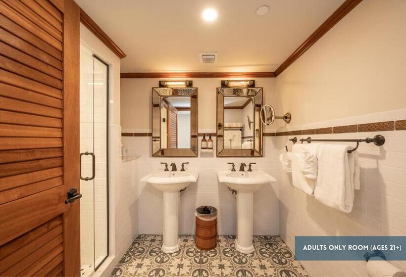 استودیوی استاندارد با چشم‌انداز دریا, Grassy Flats Resort & Beach Club