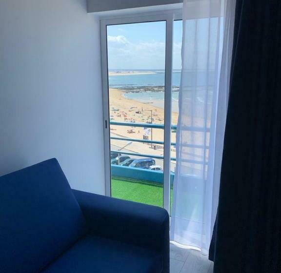Трехместный Номер Deluxe Вид на Море, The Foz Beach
