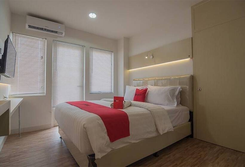 Номер Стандарт, Reddoorz Apartment @ Sentul Tower