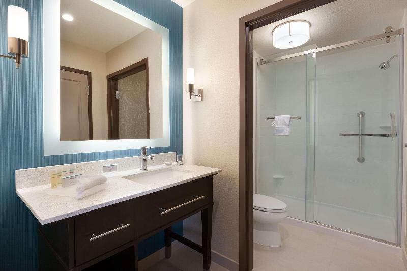 Номер Стандарт с Балконом, Comfort Inn Grand Rapids Airport