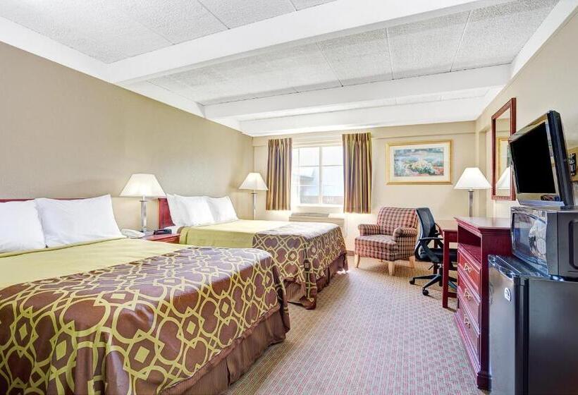 Номер Стандарт, Travelodge By Wyndham Iowa City