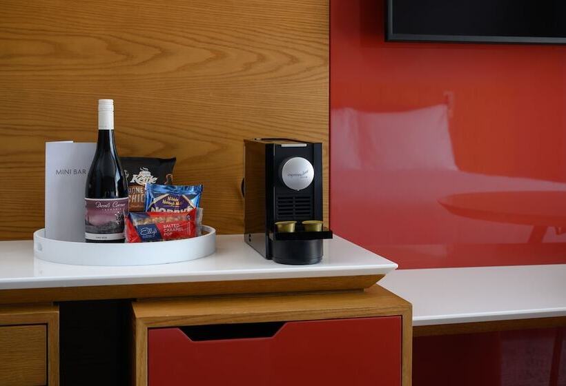 חדר קלאב, Crowne Plaza Hobart, An Ihg