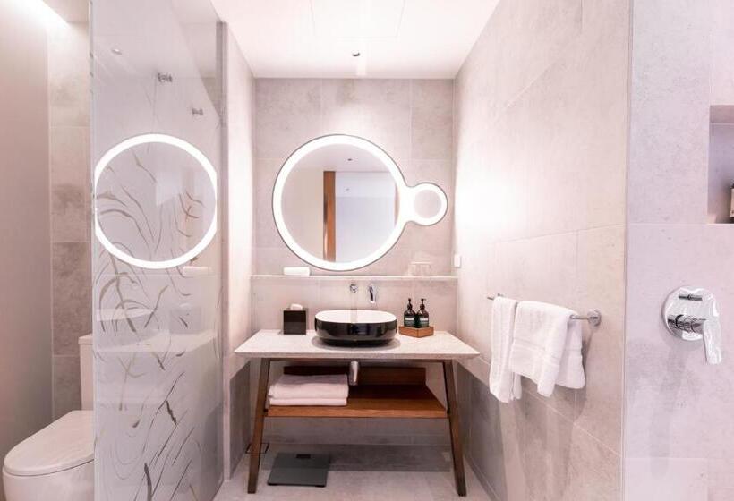 חדר קלאב, Crowne Plaza Hobart, An Ihg