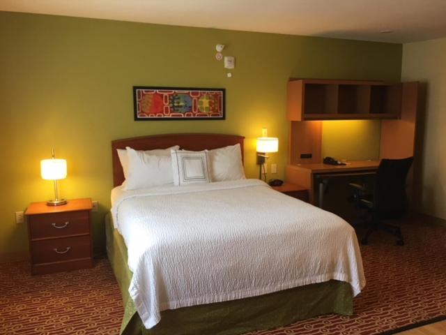 身障者適用スイートルーム, Hawthorn Extended Stay By Wyndham Cincinnati Ne Mason