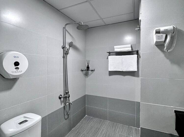 اتاق سوپریور, Cozy Hotel   140 Cong Quynh