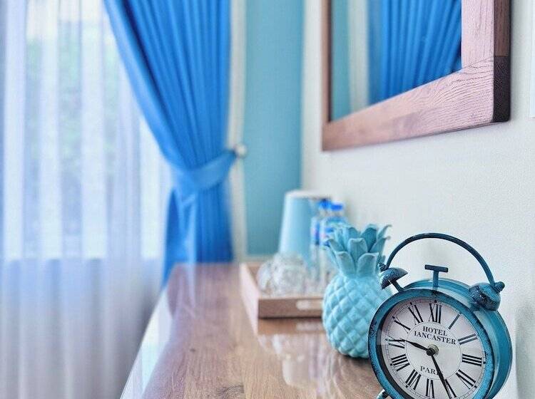 اتاق خانوادگی, Cozy Hotel   140 Cong Quynh