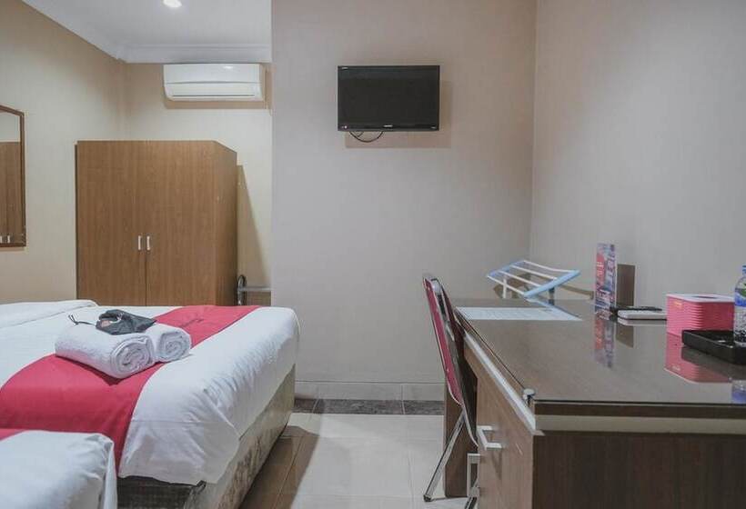 스탠다드 룸, Reddoorz Syariah Near Jamtos Jambi 2