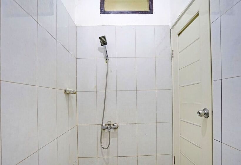 标准间, Kerangga Homestay Syariah Redpartner