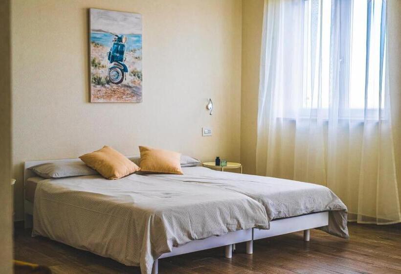 اتاق لوکس با چشم‌انداز باغ, Al Tirabusòn Country House
