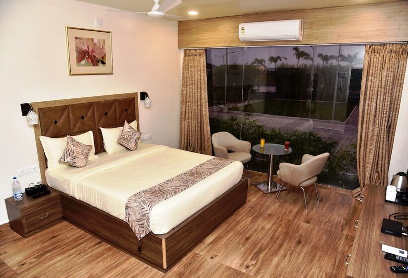 豪华房间, Carina Retreat Resort