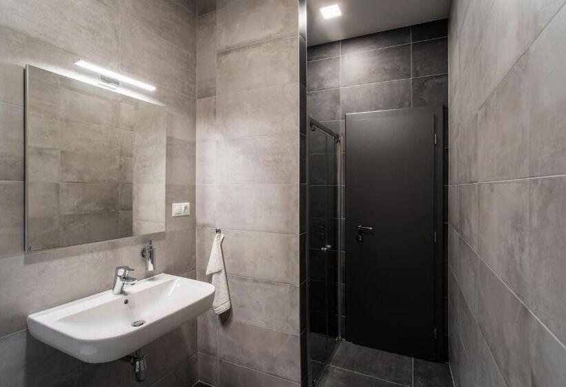 Номер Стандарт, Penzión Imperial