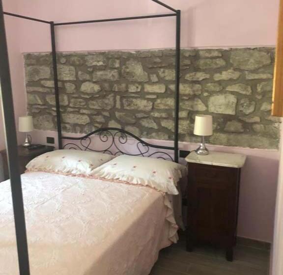 اتاق عادی, Alla Porta Di Sotto B&b