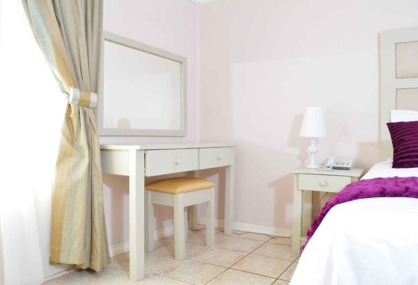 اتاق اکونومی یک تخته, Empoza Seaview Guesthouse