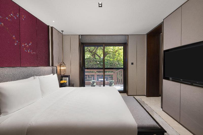 سوییت با چشم‌انداز باغ, Hualuxe Xi An Tanghua, An Ihg