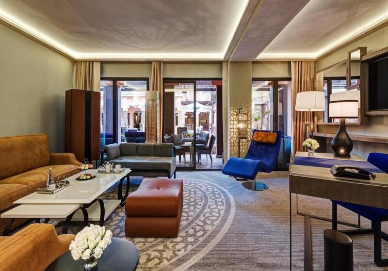 اتاق استاندارد با تخت بزرگ, Hualuxe Xi An Tanghua, An Ihg