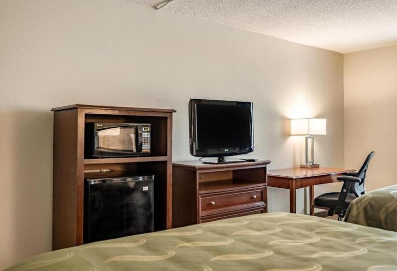 Номер Стандарт, Quality Inn Bucyrus North