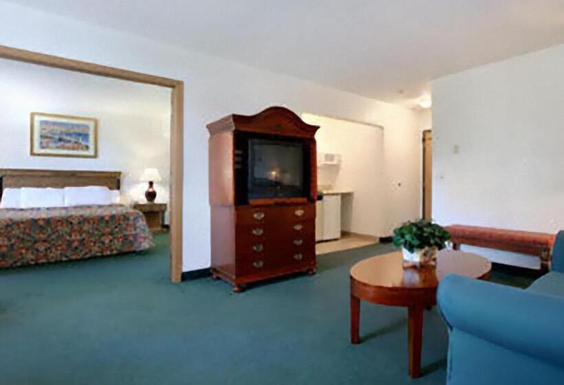 스탠다드 스튜디오, Travelodge By Wyndham Waukegan Gurnee